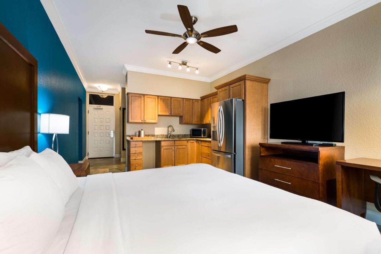Hotel Surestay By Western The Villages 3*